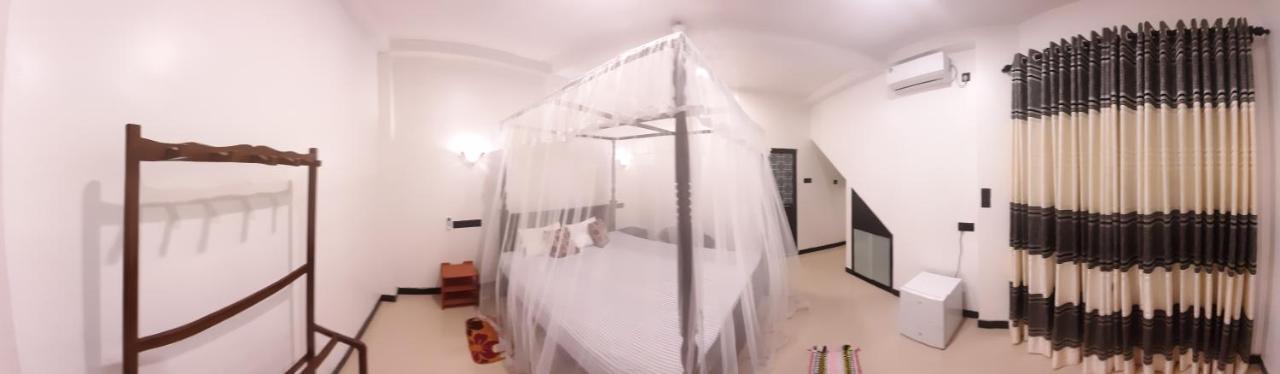 Bisandu Guesthouse Mirissa Eksteriør bilde