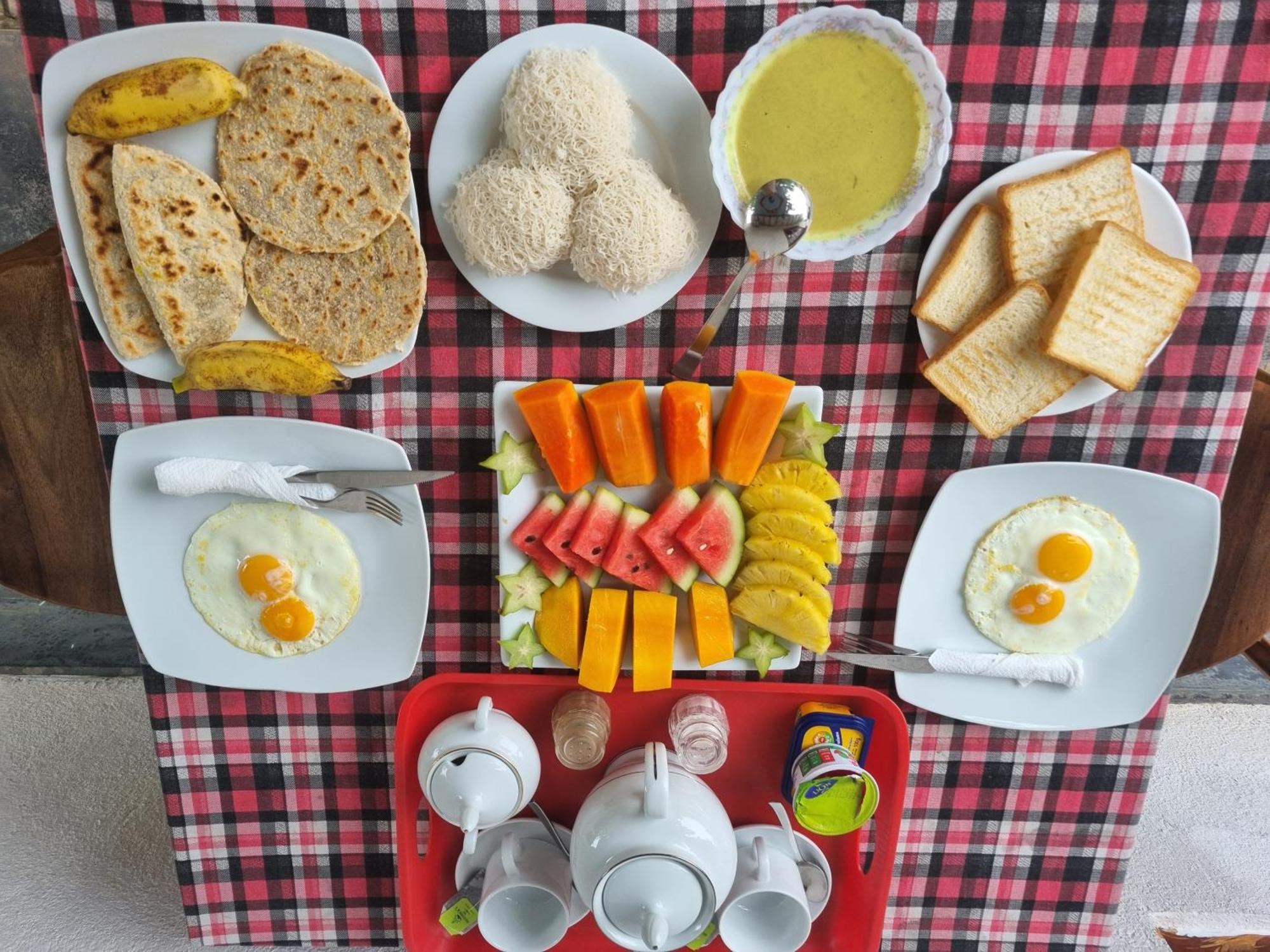 Bisandu Guesthouse Mirissa Eksteriør bilde